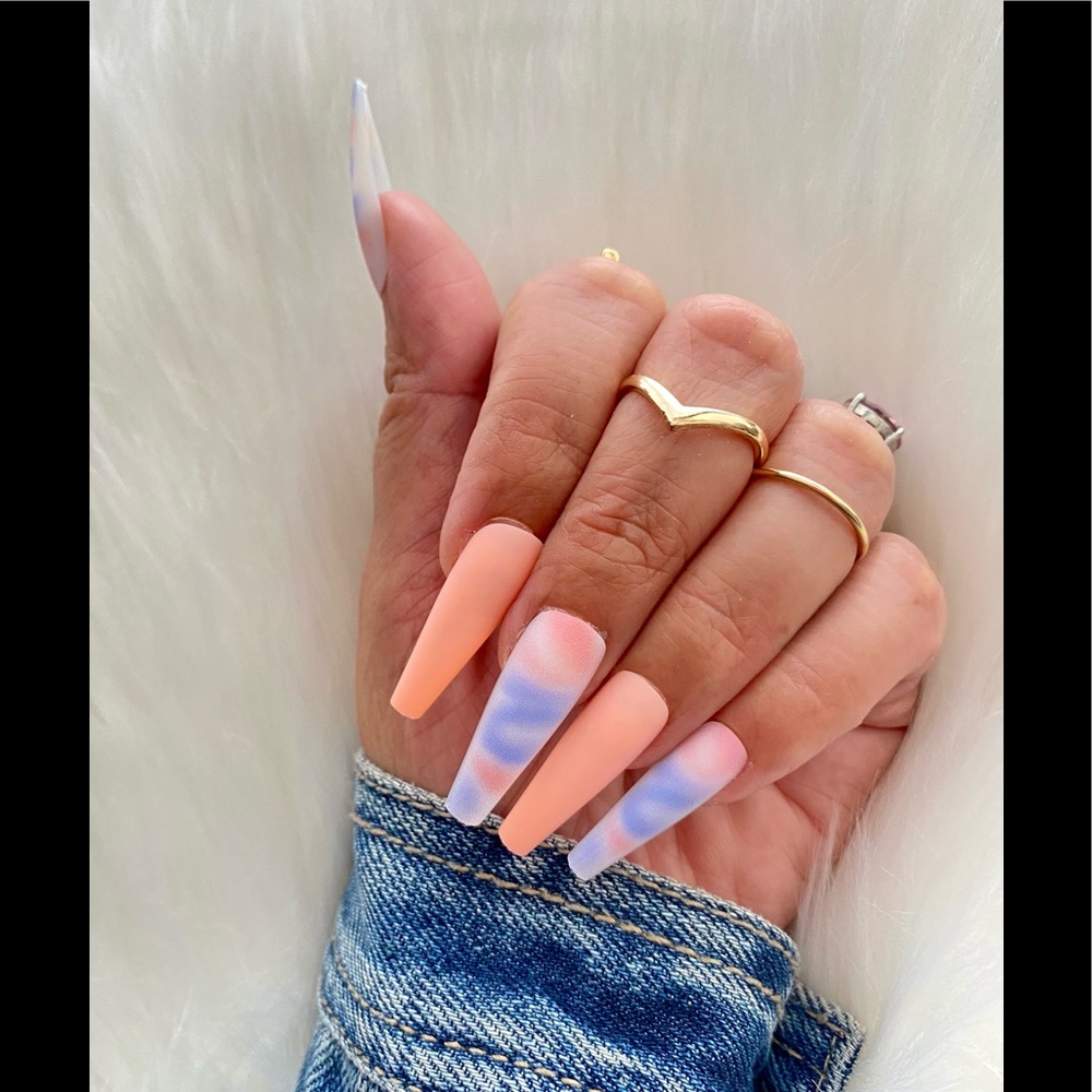 Feral Edge “Tie Dye” Glue-on Long Coffin Nails 24pcs